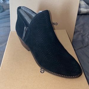 Brand new black lucky brand ankle boots